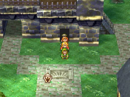 城下町フォーリッシュは、からくり兵の襲来に備えて要塞のような堅牢な作りになっていました。